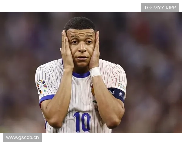 姆巴佩在欧洲杯中表现突出，展现出惊人速度并成为球队制胜的关键因素